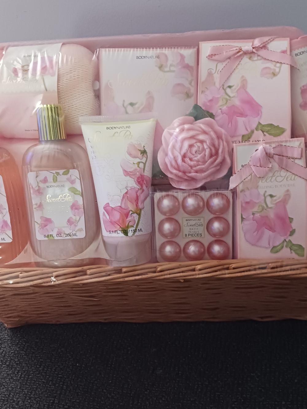 Sweet Pea Pink Floral Bath & Body Gift Set